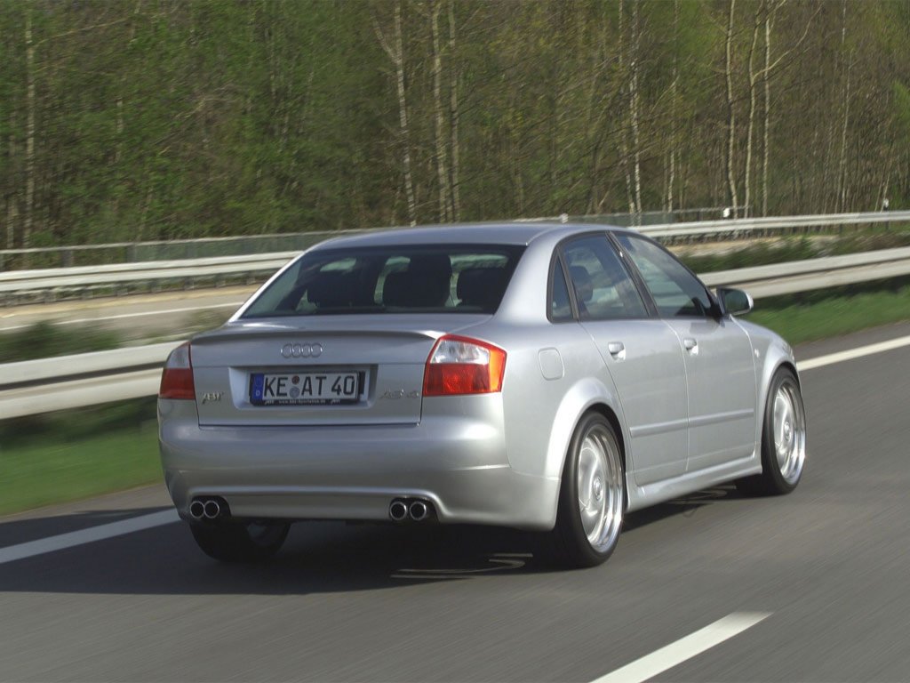 Audi_103_1