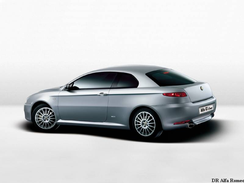 2003_alfaromeo_gt_coupe_01_sb