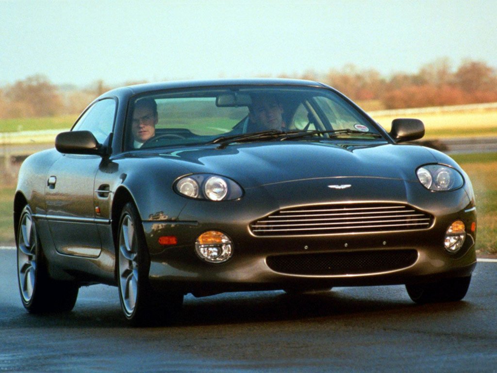 Aston_Martin_003_1