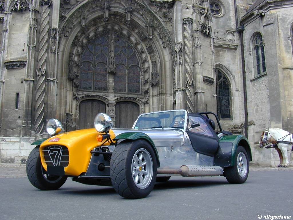 2003_caterham_super_7_04_sb